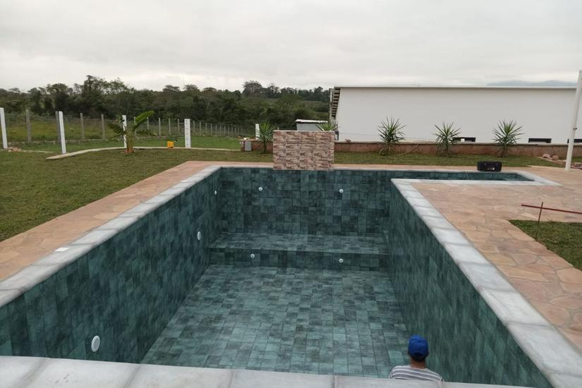 Pool 2