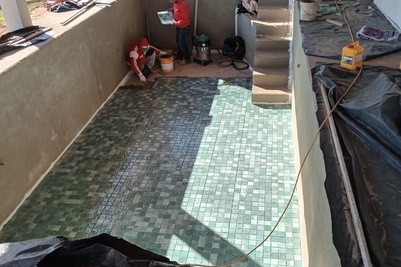 Pool 4